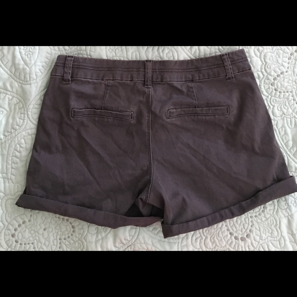 Shorts - Picture 2 of 2